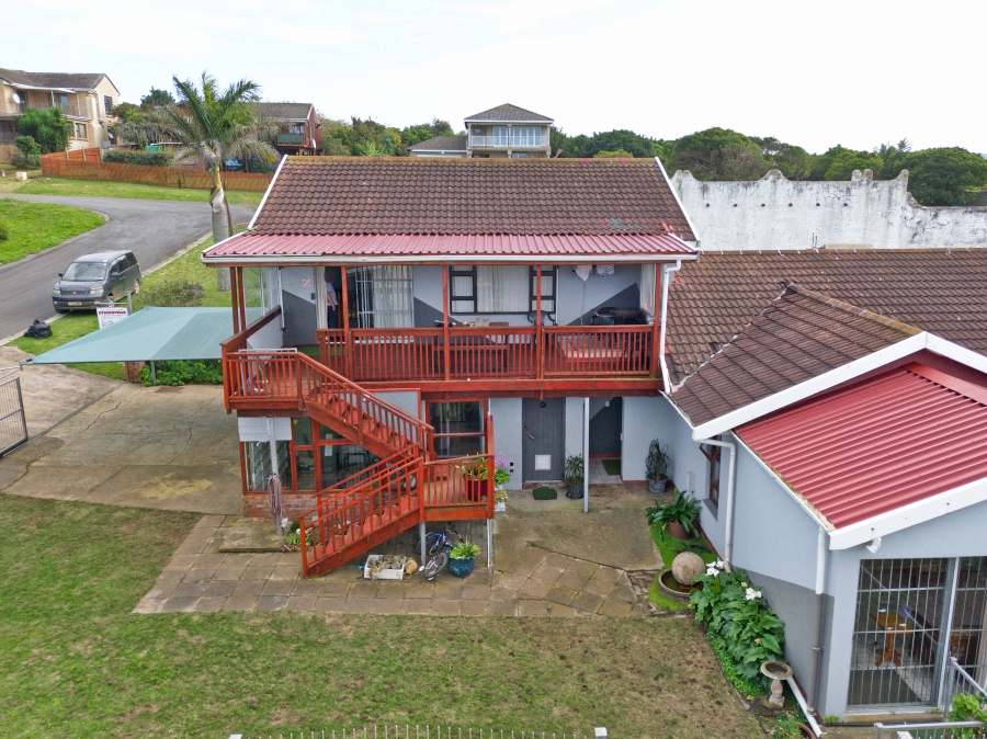 4 Bedroom Property for Sale in Kaysers Beach Eastern Cape